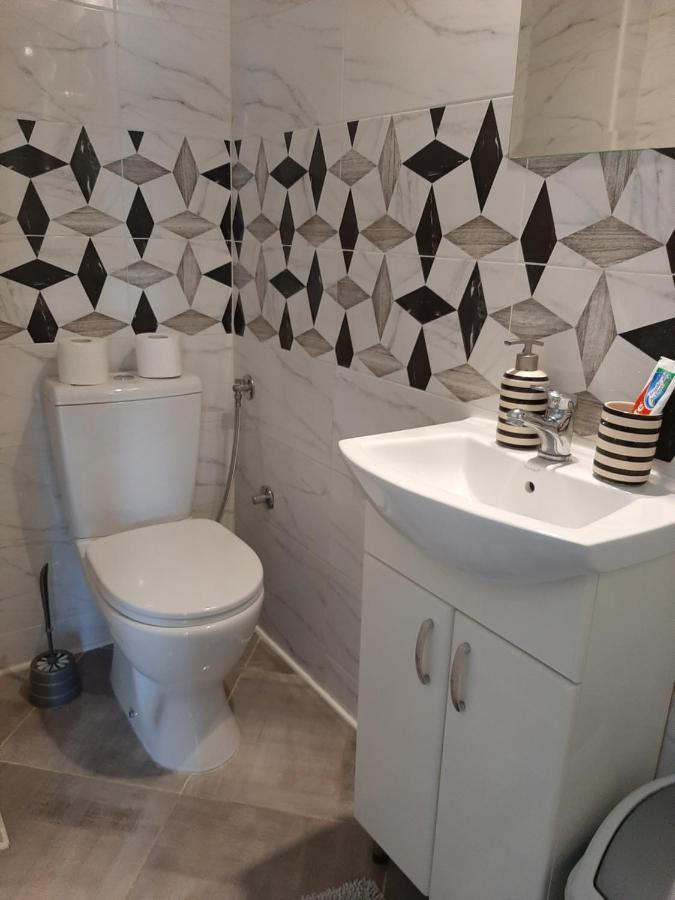 White City 1 Apartment เบลเกรด ภายนอก รูปภาพ